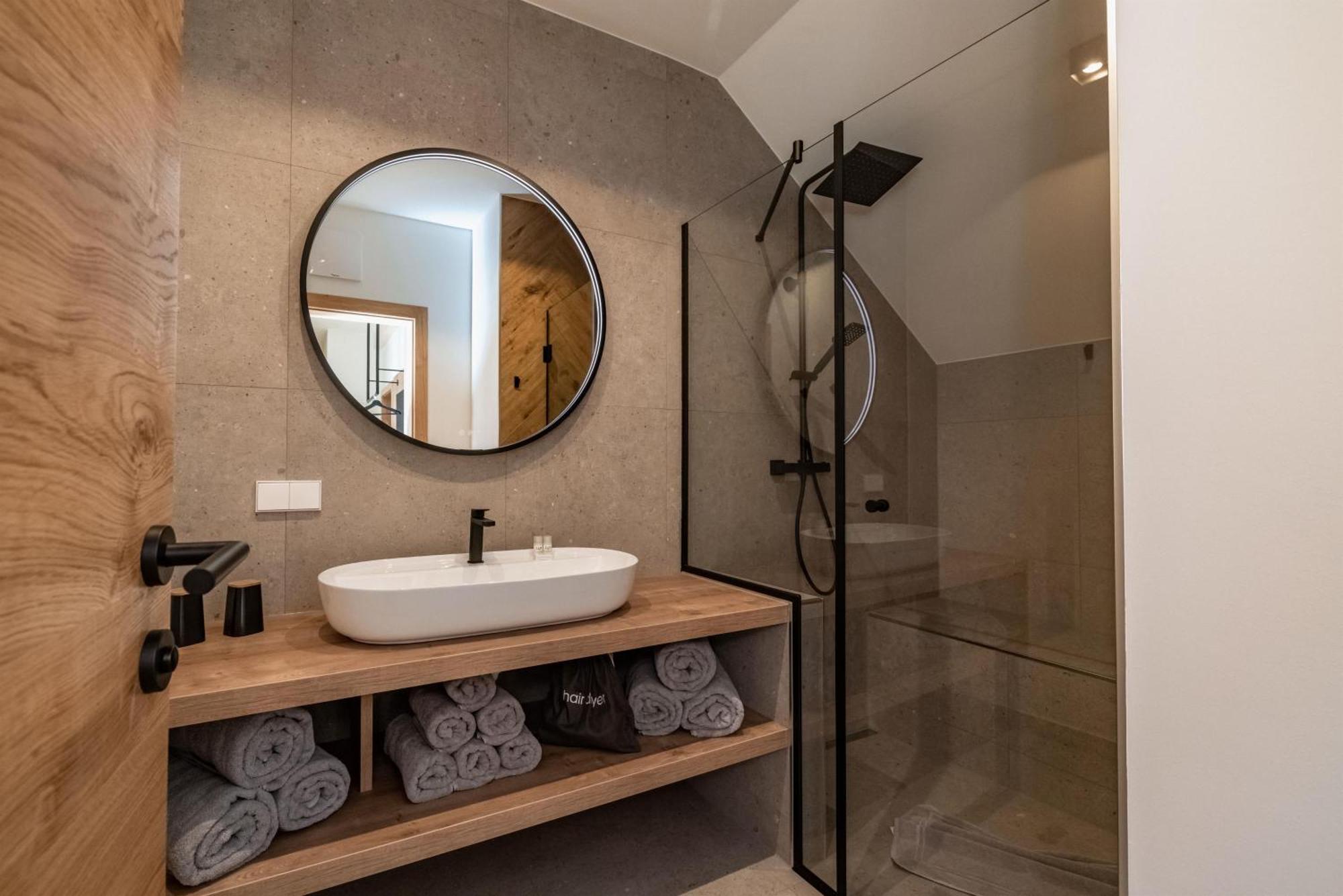 Jenul Apartment *